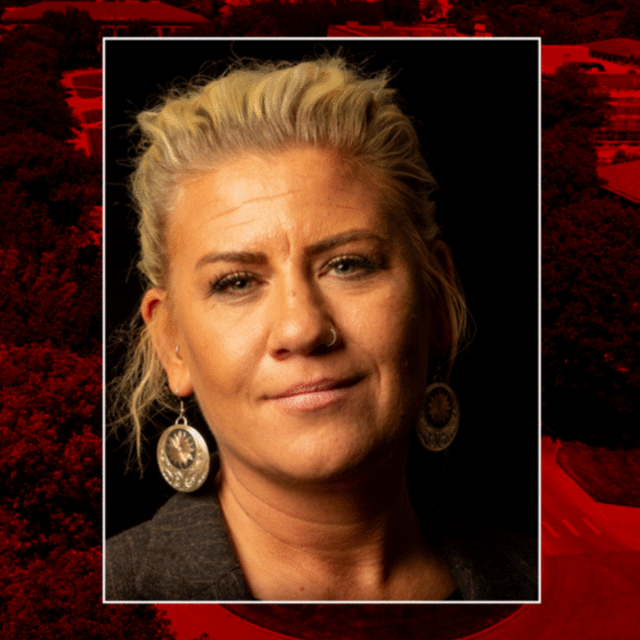 Ruth Woiwode headshot