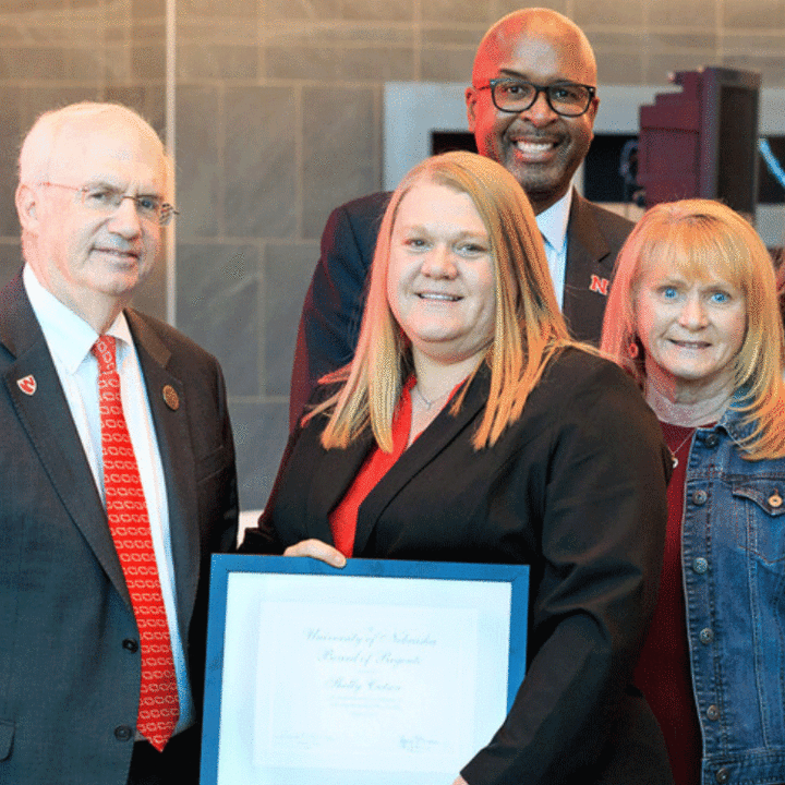 Shelly Cutsor accepting Kudos award