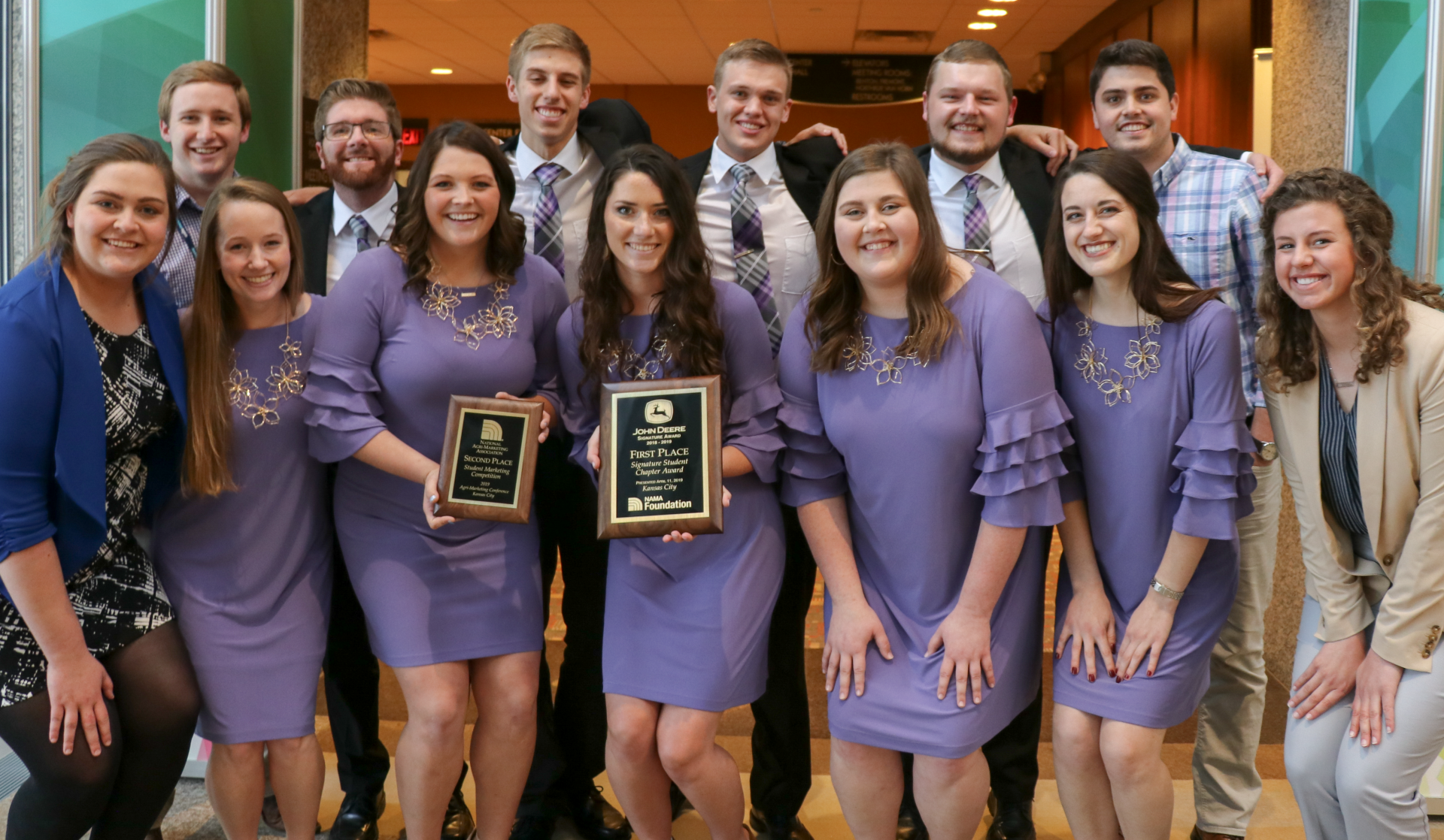 The 2019 Nebraska National Agri-Marketing Association poses with their second place plaques