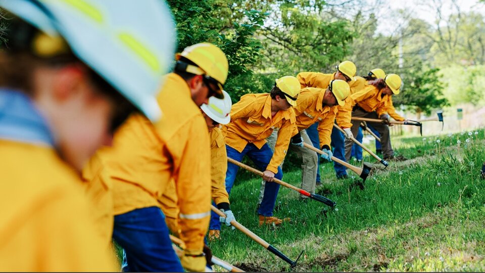Students in the Prescribed/Wildland Fire Program dig a fireline during the Red Card Training on East Campus.