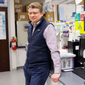 Oleh Khalimonchuk in lab