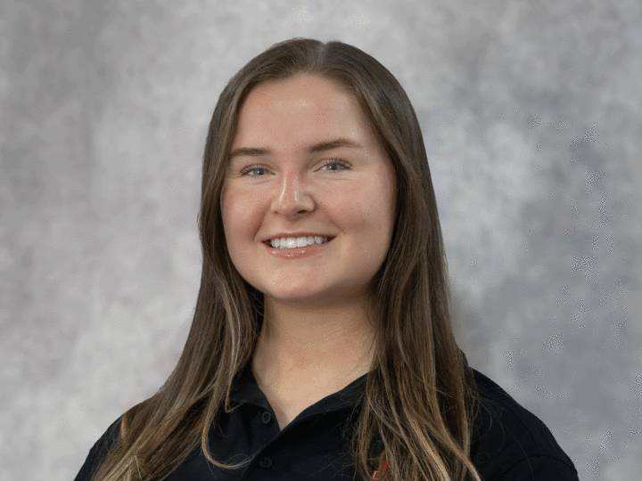 Kendra Loseke head shot